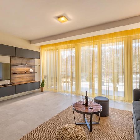 Marinelake Apartman Balatonfoeldvar By Bltn Buitenkant foto